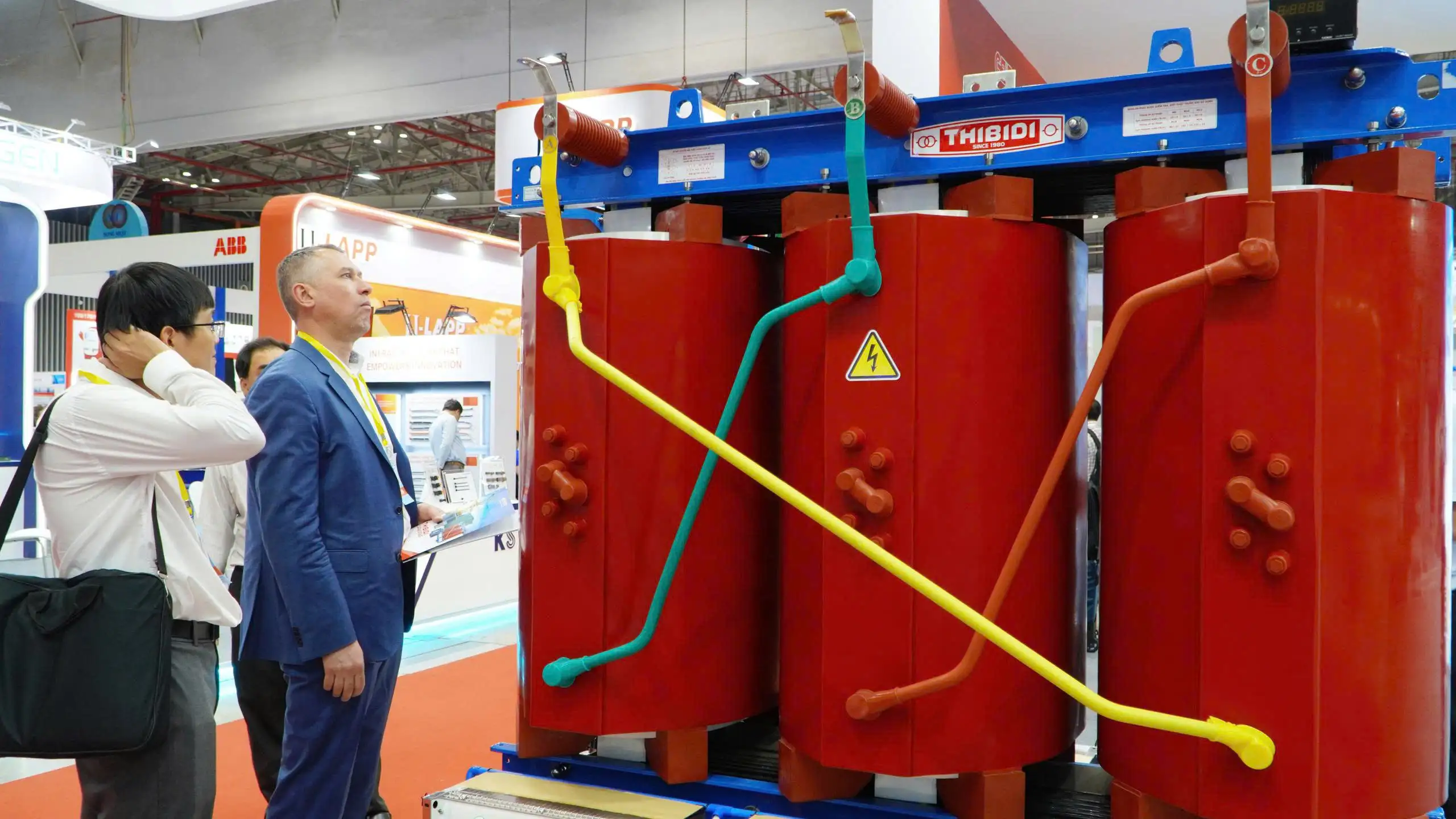 Vì sao toà nhà hiện đại ưu tiên máy biến áp khô máy biến áp khô THIBIDI mang đến giải pháp chống cháy nổ cao, bảo vệ môi trường