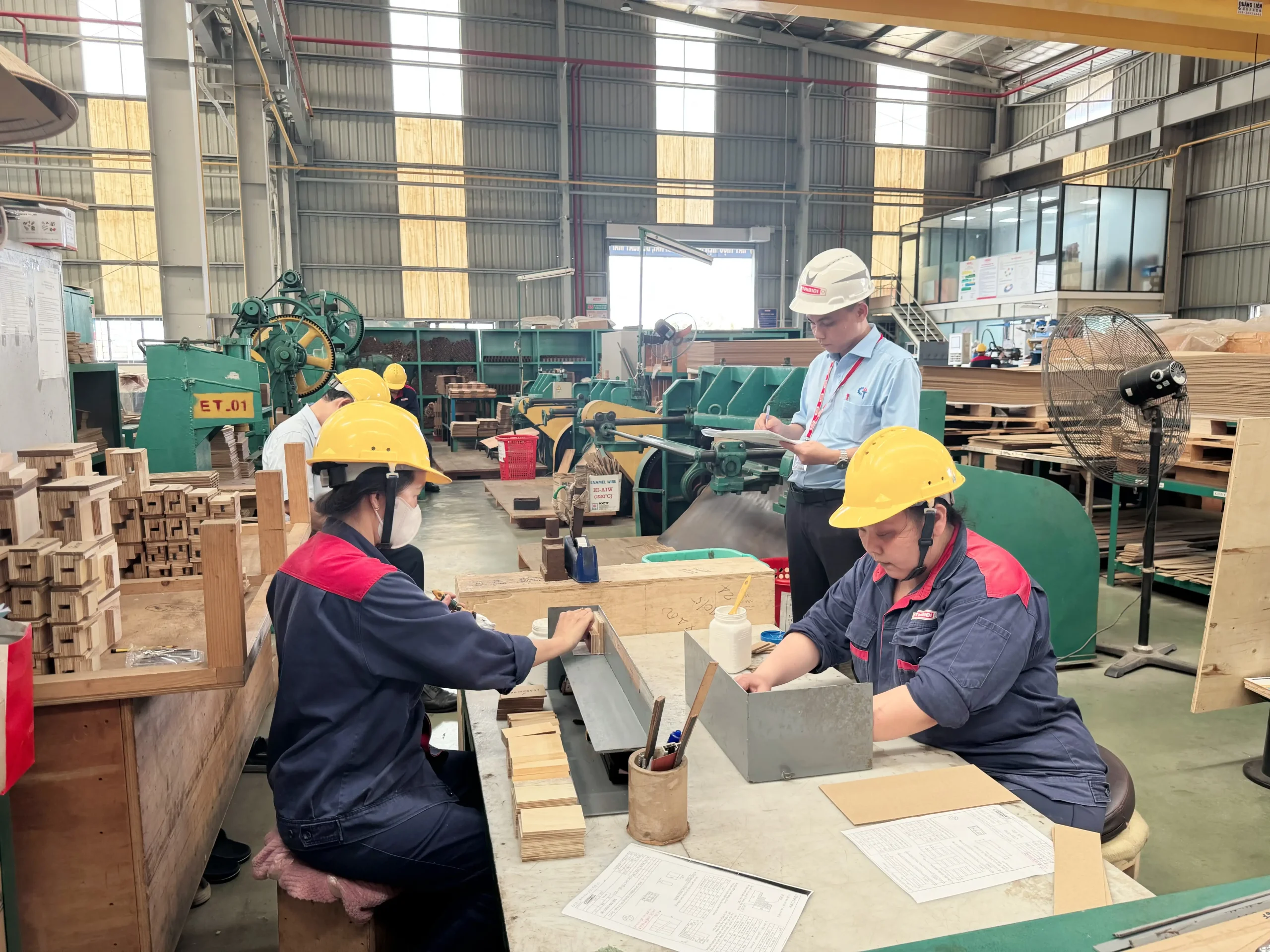 THIBIDI Hợp Tác Cùng Trường Cao Đẳng Kỹ Thuật Cao Thắng Tổ Chức Thành Công Kỳ Thi Tay Nghề, Nâng Bậc Năm 2025 z7295139240736 42fa8fbd6482de760484be894f6dead4 scaled