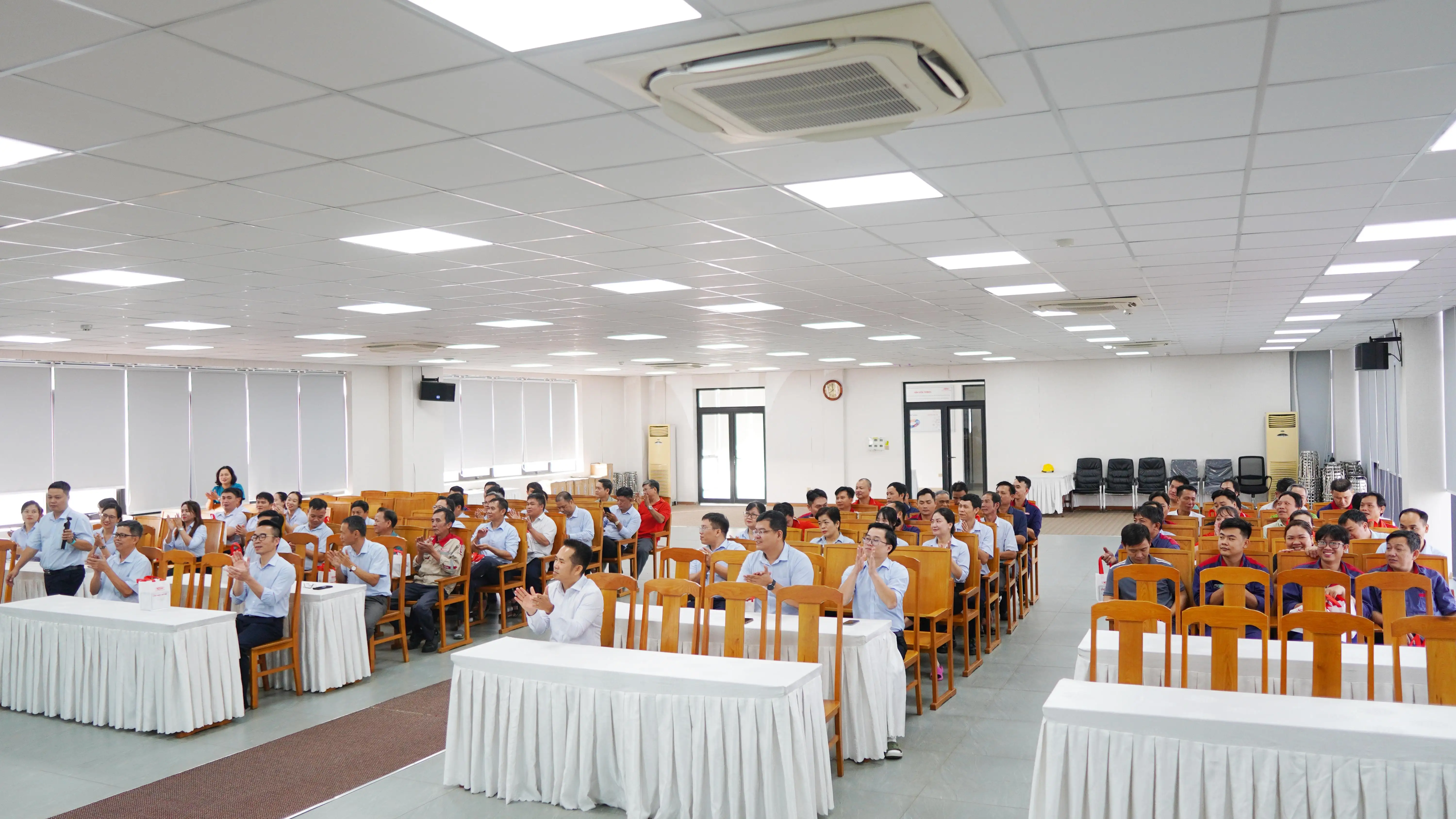 THIBIDI Ấm Áp Buổi Tiệc Chúc Mừng Sinh Nhật CBCNV Quý 1 Năm 2026 z7659377682947 ae7a480242ed0f604453674c120ed7c4