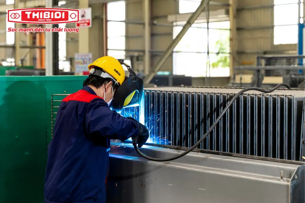 Một ngày làm việc tại nhà máy THIBIDI Một ngày làm việc tại nhà máy - xưởng vỏ